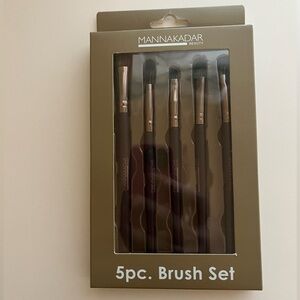 Manna Kadar 5 Piece Makeup Brush Set